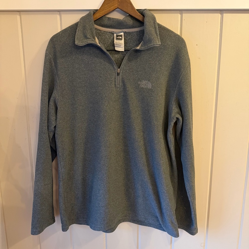 The North Face Heathered Gray 1/4 Zip Pullover, Size Large, EUC